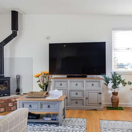 Orchard Chalet Arnhall Экстерьер фото