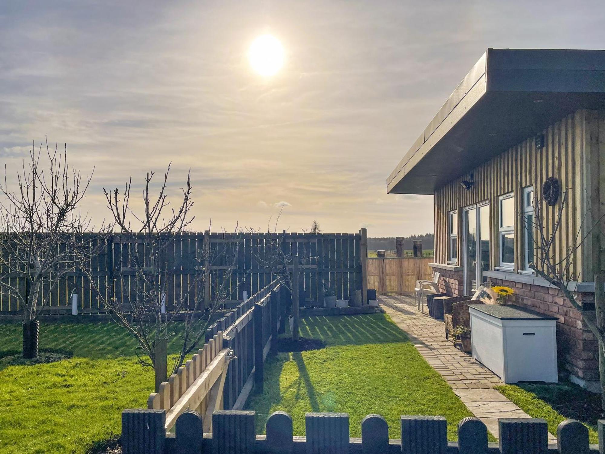 Orchard Chalet Arnhall Экстерьер фото